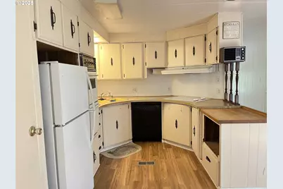 1600 Rhododendron Dr #261, Florence, OR 97439 - Photo 17