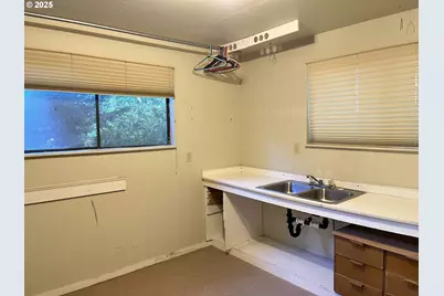 1600 Rhododendron Dr #261, Florence, OR 97439 - Photo 35