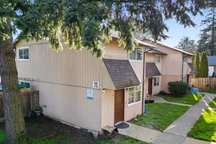 13145 SE Division St, Portland, OR 97236 - Photo 7