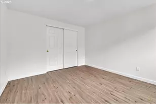 13145 SE Division St, Portland, OR 97236 - Photo 19