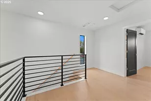 7880 SE 70th Ave, Portland, OR 97206 - Photo 17