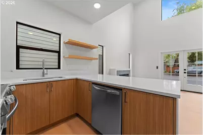 7880 SE 70th Ave, Portland, OR 97206 - Photo 11
