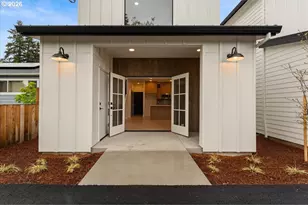 7880 SE 70th Ave, Portland, OR 97206 - Photo 3