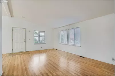 2111 Pippin St, Salem, OR 97305 - Photo 5