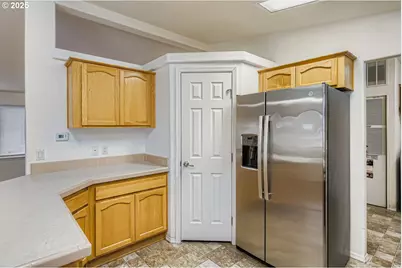 2111 Pippin St, Salem, OR 97305 - Photo 9