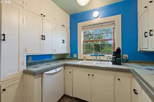 1365 SE Overlook Ave, Roseburg, OR 97470 - Photo 9