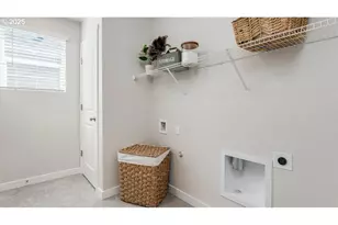 9348 SE Crystal Rose St, Happy Valley, OR 97086 - Photo 17