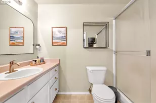 25198 Jake St, Veneta, OR 97487 - Photo 21