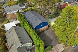 2121 SE 50th Ave, Portland, OR 97215 - Photo 3