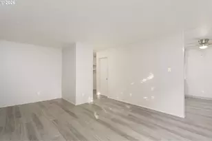 2121 SE 50th Ave, Portland, OR 97215 - Photo 13