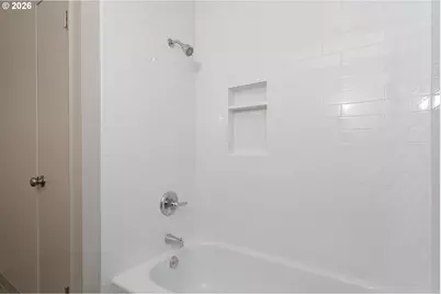 2121 SE 50th Ave, Portland, OR 97215 - Photo 21