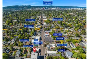 4320 SE Hawthorne Blvd, Portland, OR 97215 - Photo 3