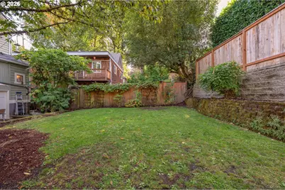 3213 SE 9th Ave, Portland, OR 97202 - Photo 41