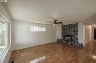 615 5th Ave, Sweet Home, OR 97386 - Photo 9