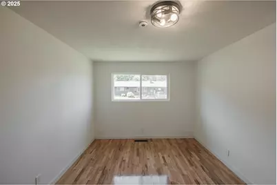 615 5th Ave, Sweet Home, OR 97386 - Photo 15