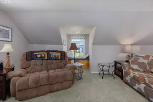 9235 Trout Pl, Gleneden Beach, OR 97388 - Photo 15