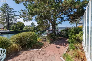 9235 Trout Pl, Gleneden Beach, OR 97388 - Photo 33