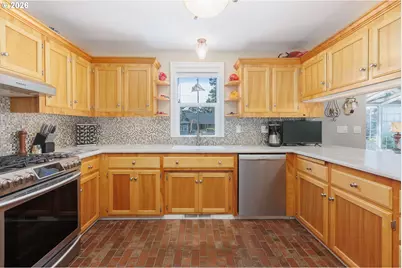 9235 Trout Pl, Gleneden Beach, OR 97388 - Photo 5