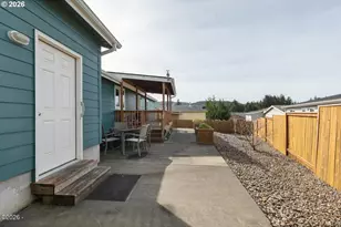 777 SE Winchell Dr, Depoe Bay, OR 97341 - Photo 21