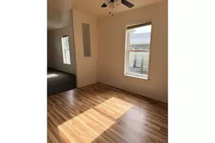 700 N Mill St, Creswell, OR 97426 - Photo 9