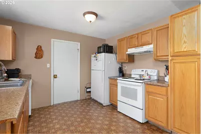528 Buckhorn Rd, Roseburg, OR 97470 - Photo 21
