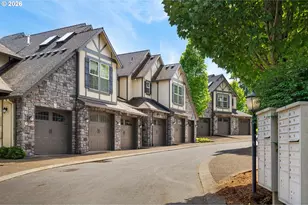 3640 SW Baird St, Portland, OR 97219 - Photo 37