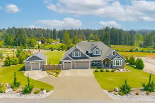 35127 NE 92nd Ct, La Center, WA 98629 - Photo 1
