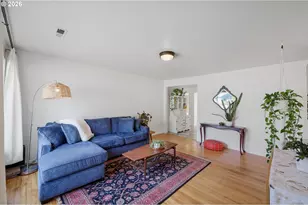 2061 Juniper Ave, Coos Bay, OR 97420 - Photo 3