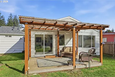 2061 Juniper Ave, Coos Bay, OR 97420 - Photo 19