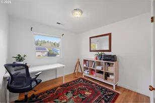 2061 Juniper Ave, Coos Bay, OR 97420 - Photo 15