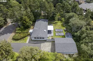 4869 Seapine Dr, Florence, OR 97439 - Photo 45