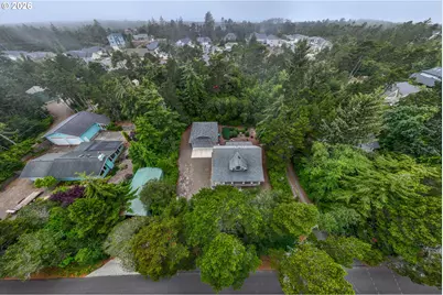 88082 Leeward Dr, Florence, OR 97439 - Photo 5