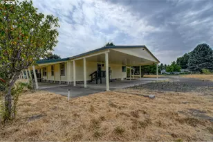 75055 W Oregon Ln, Irrigon, OR 97844 - Photo 5