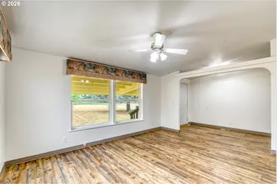 75055 W Oregon Ln, Irrigon, OR 97844 - Photo 11