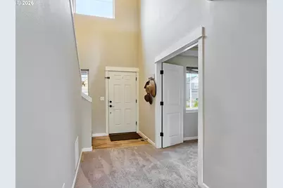 574 Prairie St, Woodburn, OR 97071 - Photo 17