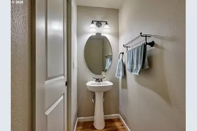 574 Prairie St, Woodburn, OR 97071 - Photo 31