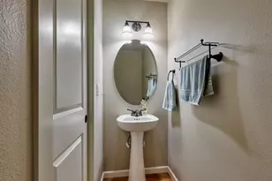 574 Prairie St, Woodburn, OR 97071 - Photo 31