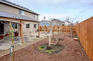 574 Prairie St, Woodburn, OR 97071 - Photo 5