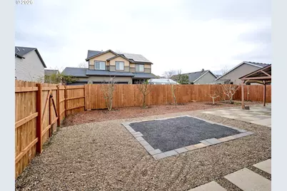 574 Prairie St, Woodburn, OR 97071 - Photo 3