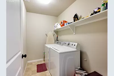 574 Prairie St, Woodburn, OR 97071 - Photo 45