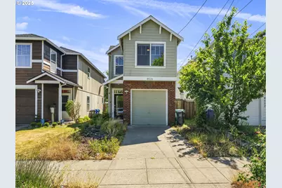 8526 N Haven Ave, Portland, OR 97203 - Photo 1