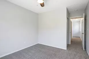 8526 N Haven Ave, Portland, OR 97203 - Photo 29