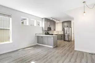 8526 N Haven Ave, Portland, OR 97203 - Photo 9