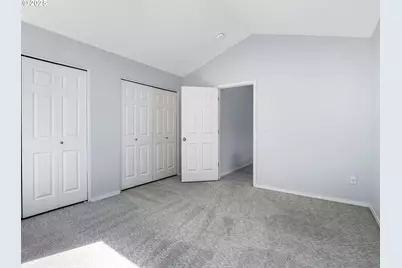 8526 N Haven Ave, Portland, OR 97203 - Photo 17