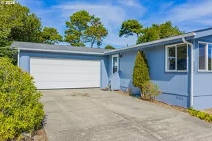 1537 N Siano Loop, Florence, OR 97439 - Photo 1