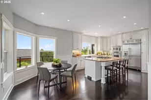 12815 SE Rivercrest Dr, Vancouver, WA 98683 - Photo 11