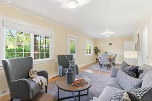 8015 SW 45th Ave, Portland, OR 97219 - Photo 7