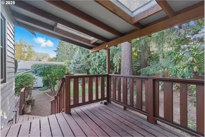 8015 SW 45th Ave, Portland, OR 97219 - Photo 33
