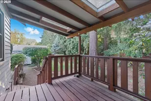 8015 SW 45th Ave, Portland, OR 97219 - Photo 33