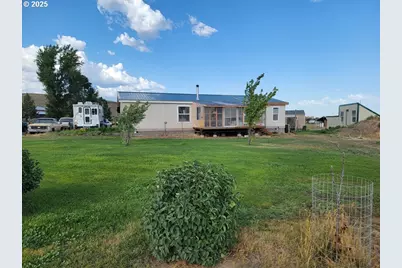 29388 Wrecking Yard Ln, Hines, OR 97738 - Photo 23